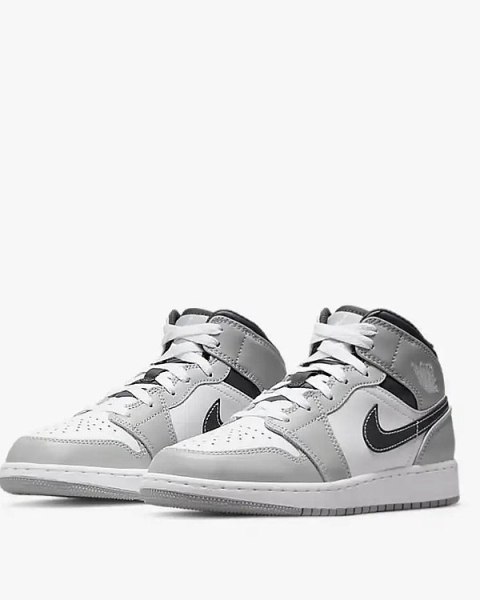 Nike Air Jordan 1 Mid Light Smoke Grey 554724-078 unisex sneakersy szare skórzane Nike Air Jordan 1 Mid Light Smoke Grey 554724-078 unisex sneakersy szare skórzane