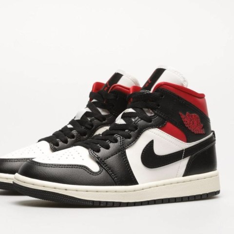 Nike Air Jordan 1 Mid Czarno-Białe unisex sneakersy black & white Nike Air Jordan 1 Mid Czarno-Białe unisex sneakersy black & white