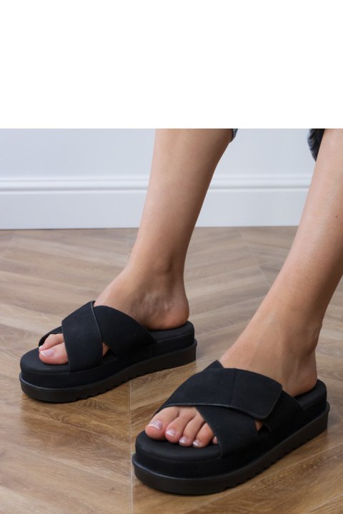 Sandał Klapki Model Juko PL365 Black - PRIMO Sandał Klapki Model Juko PL365 Black - PRIMO