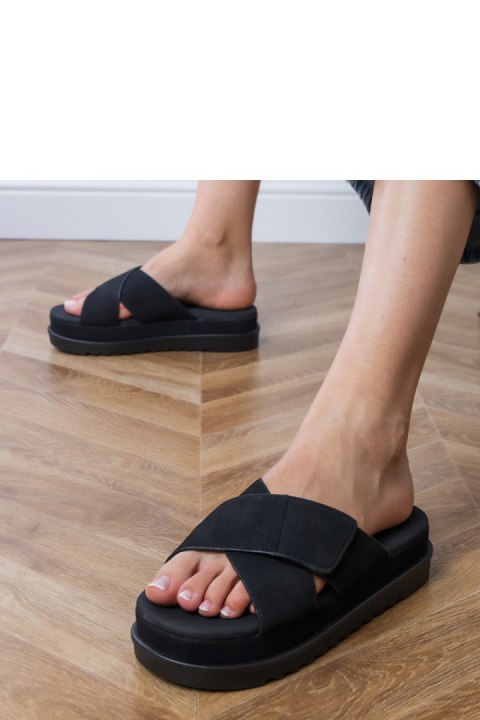 Sandał Klapki Model Juko PL365 Black - PRIMO Sandał Klapki Model Juko PL365 Black - PRIMO